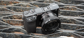 Illustration for article titled Sony a6000 Review: A Solid Mirrorless Camera That's a Small Step Up